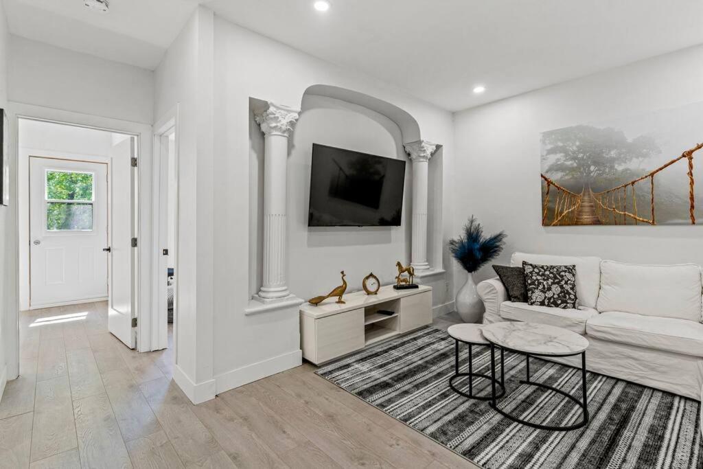 Appartement Haut De Gamme Ndg Montreal Exterior photo